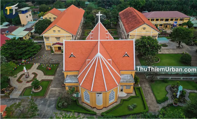 hình nhà thờ giáo xứ & dòng mến thánh giá tại thủ thiêm thủ đức new