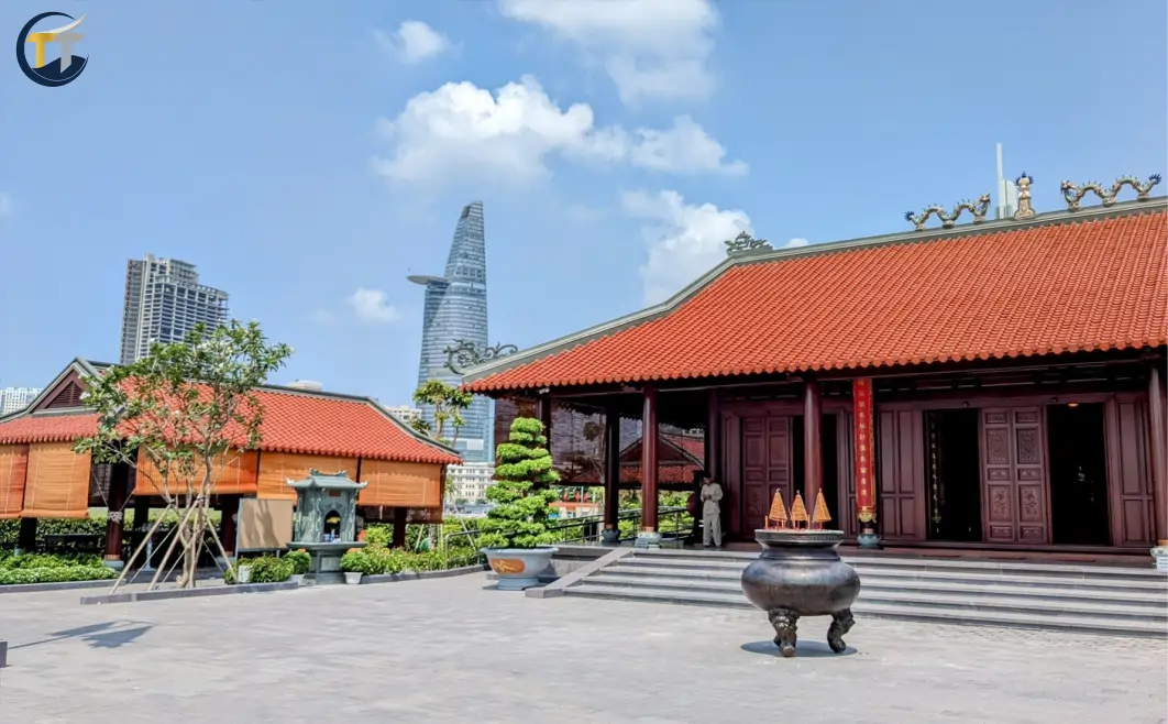mặt ngoài đình thần an khánh thủ thiêm new